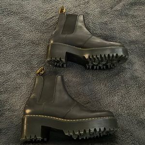 Dr. Martens Rometty Boots!